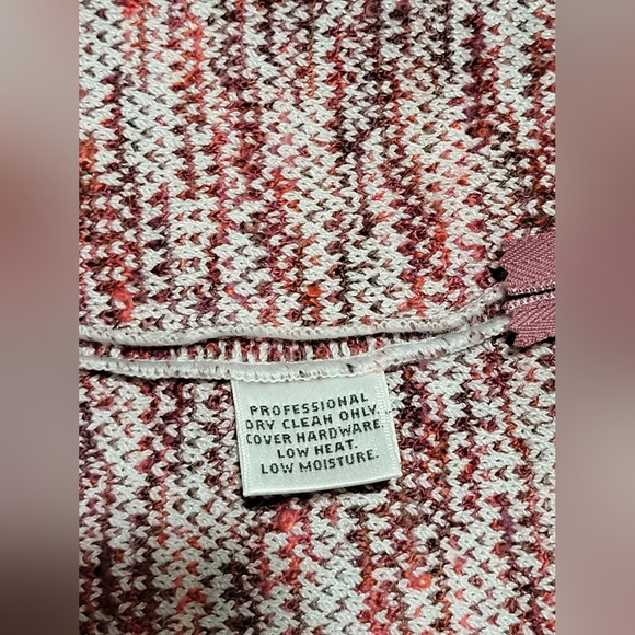 St. John Collection Pink / Red / Mauve Tweed Boucle Pencil Skirt Size 8 - Picture 5 of 9